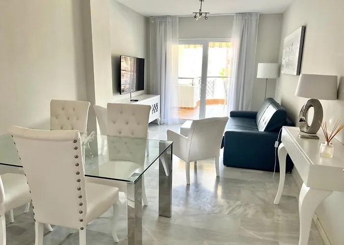 Mi Capricho 3-5 Beachfront- Apartment With Sea Views In Costa Del Sol