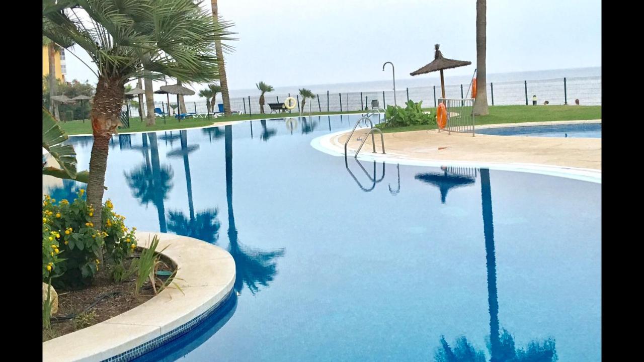 Mi Capricho 3-5 Beachfront- With Sea Views In Costa Del Sol Sitio de Calahonda