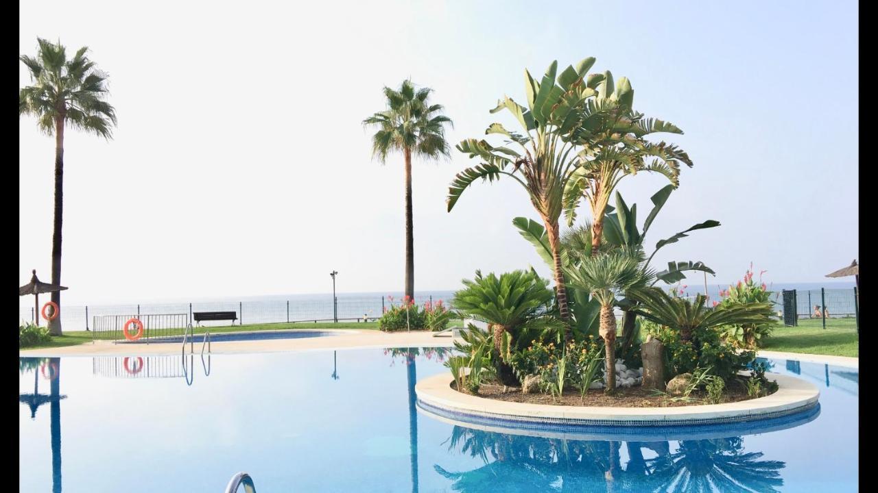 Apartment Mi Capricho 3-5 Beachfront- With Sea Views In Costa Del Sol *