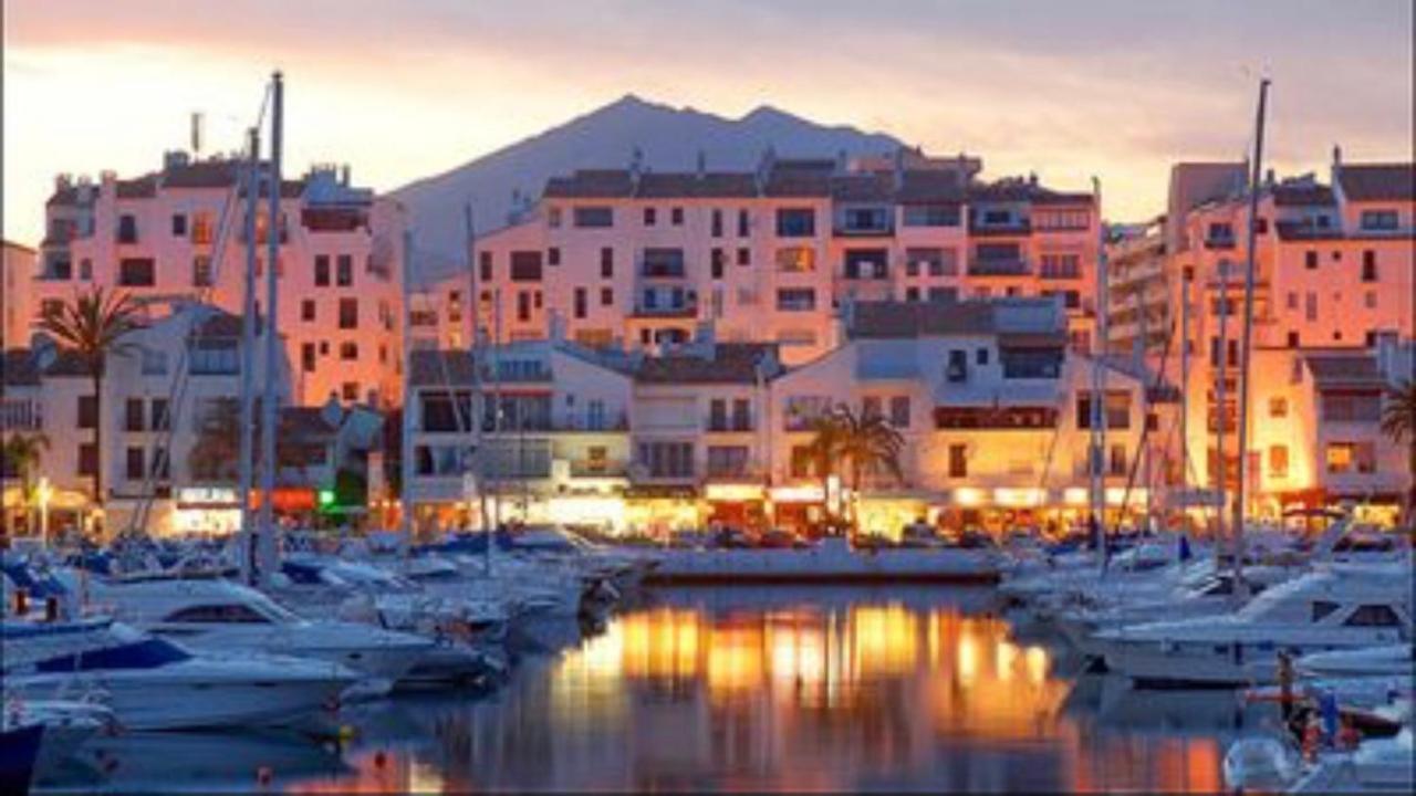 Mi Capricho 3-5 Beachfront- With Sea Views In Costa Del Sol *