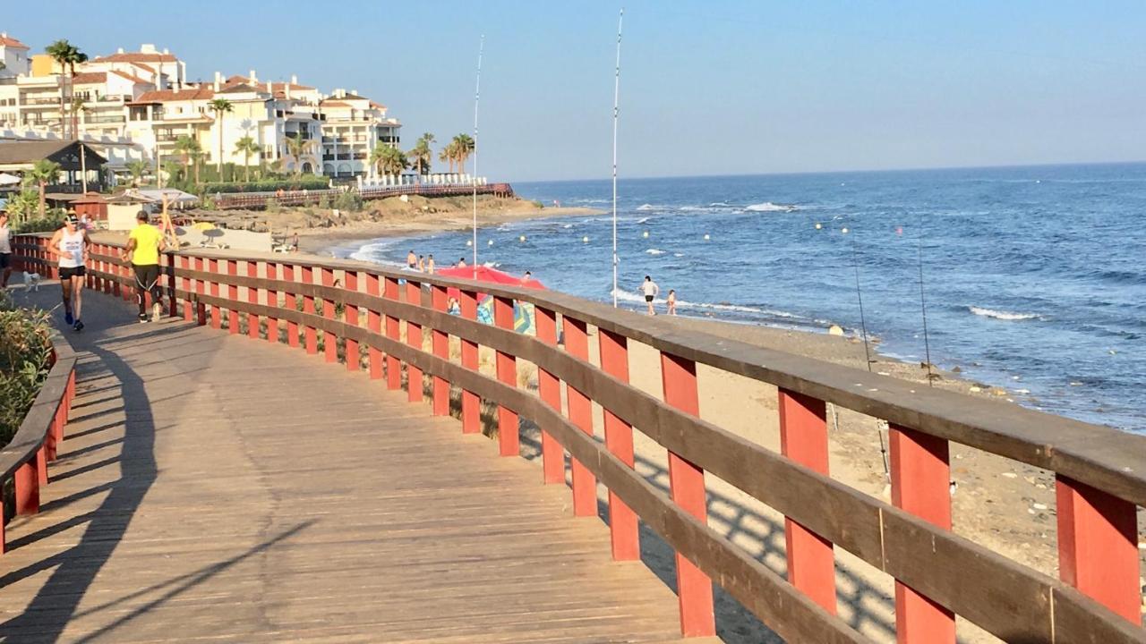 Apartment Mi Capricho 3-5 Beachfront- With Sea Views In Costa Del Sol