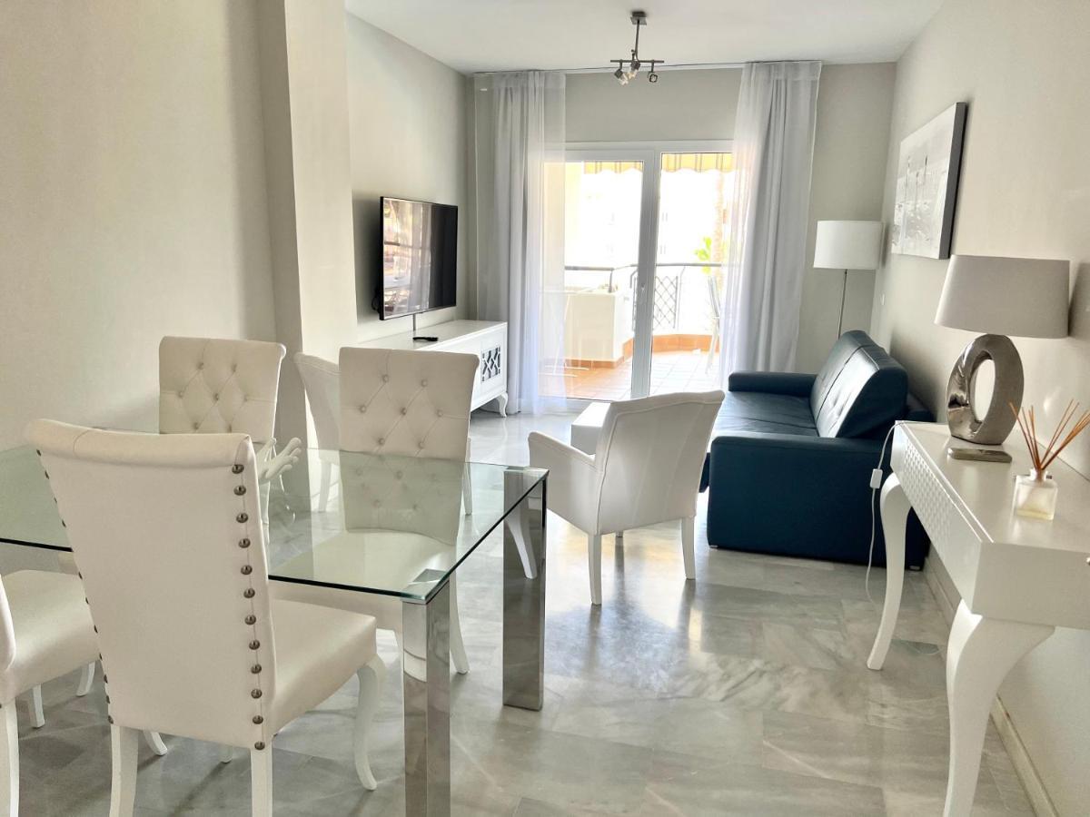 Mi Capricho 3-5 Beachfront- With Sea Views In Costa Del Sol * Sitio de Calahonda